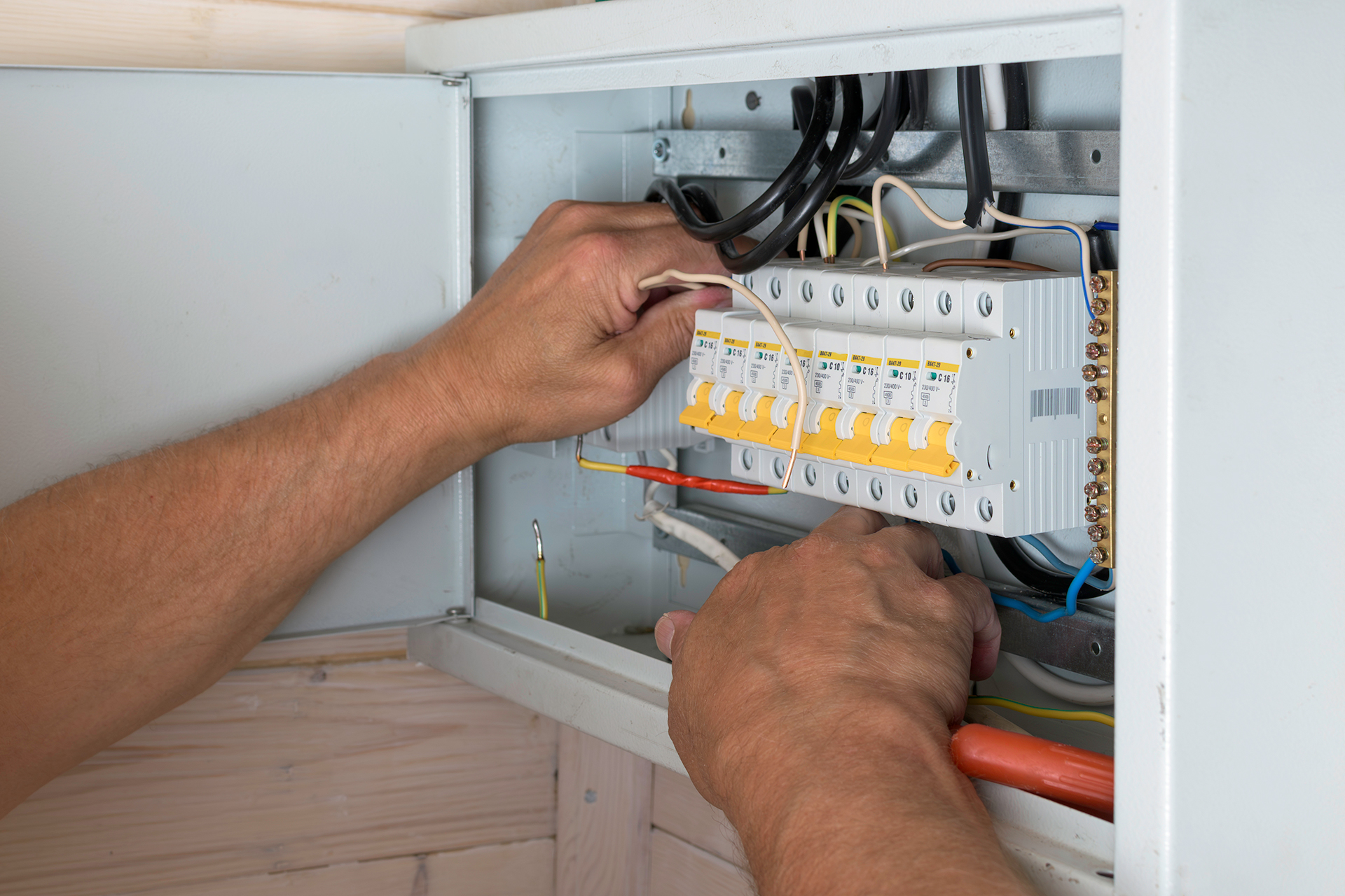 Full Electrics & Plumbing